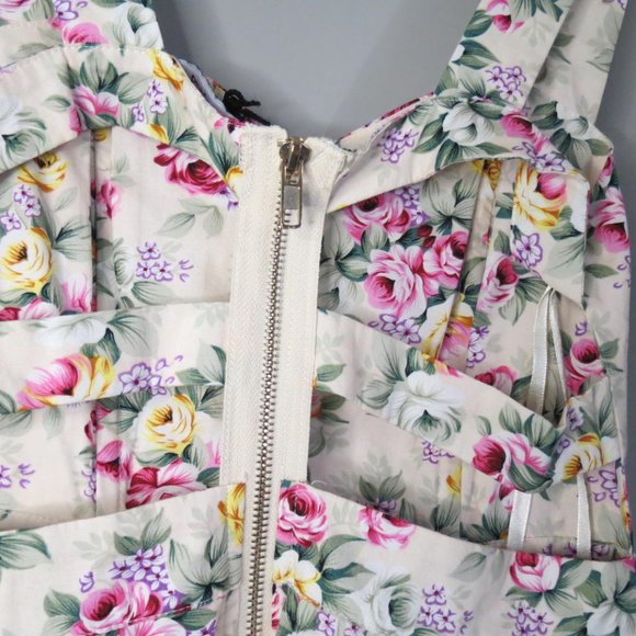 PAPRIKA - peplum - semi backless dress - size 6 - nwt - Picture 7 of 9